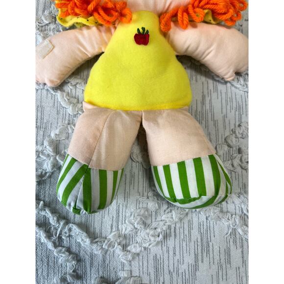 1980s Vintage Strawberry Shortcake Apple Dumpling Rag Doll - Picture 2 of 7